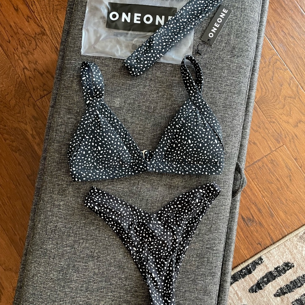 NWT Black/white polka dot bikini set